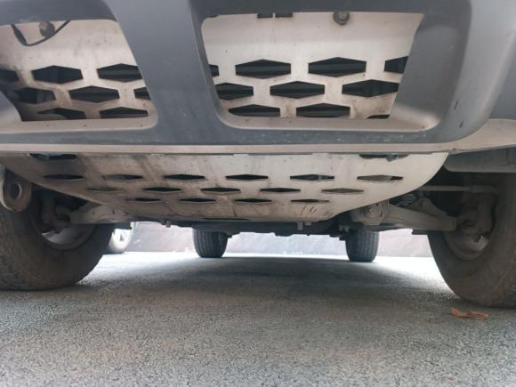 [西安·陕A] 二手江铃驭胜S3502013款 2.4T 自动四驱柴油超豪华版5座