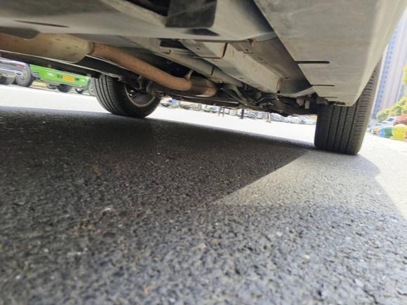 [常州·苏A] 二手陆风陆风X72015款 2.0T 全景尊贵版