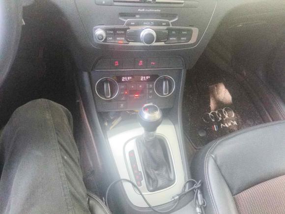 [深圳·粤T] 二手奥迪奥迪Q32018款 30周年年型 35 TFSI 时尚型