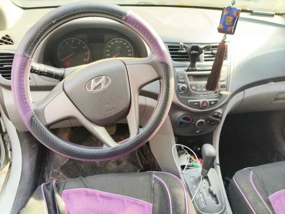 [青岛·鲁B] 二手现代瑞纳2014款 1.4L 自动智能型GLS