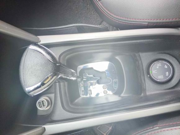 [深圳·粤B] 二手雪铁龙雪铁龙C3-XR2015款 1.6THP 自动先锋型