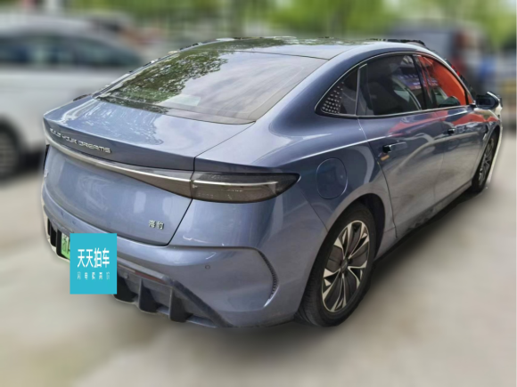 [义乌·浙A] 二手比亚迪海豹2022款 550km 标准续航后驱版精英型