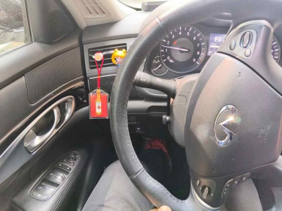 [苏州·苏E] 二手英菲尼迪英菲尼迪Q702015款 Q70L 2.5L 精英版