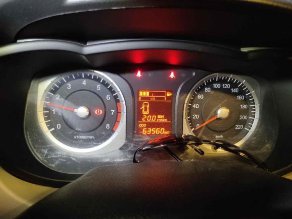 [广州·粤R] 二手启辰启辰R502013款 1.6L 手动时尚版