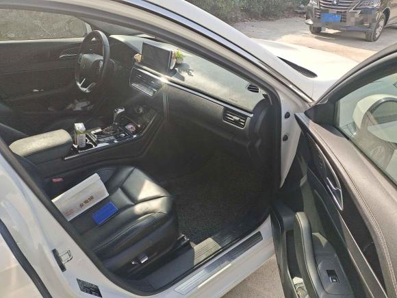 [南通·苏E] 二手红旗红旗H52018款 30TD 智联享动60周年纪念版