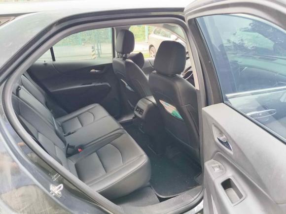 [上海·沪H] 二手雪佛兰探界者2018款 550T 自动四驱拓界版