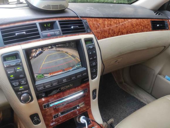 [广州·粤A] 二手丰田皇冠2005款 3.0L Royal Saloon
