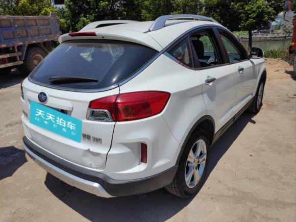 [温州·浙C] 二手一汽奔腾X802016款 2.0L 自动舒适型