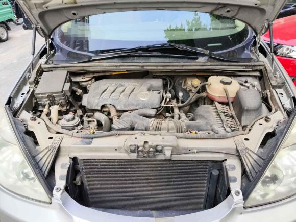 [济南·鲁A] 二手别克别克GL82012款 2.4L BASE舒适版