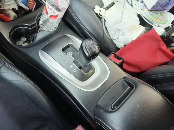 [上海·沪A] 二手道奇酷威2013款 2.4L 两驱尊尚版