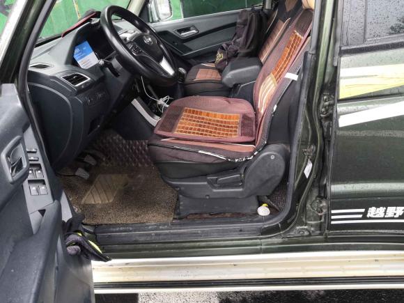 [成都·川A] 二手猎豹汽车猎豹Q62015款 2.4L 手动四驱卓越型