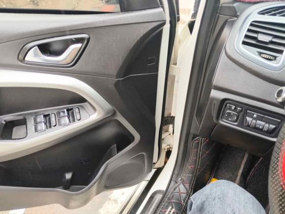 [金华·浙G] 二手奇瑞瑞虎52016款 2.0L CVT家悦版