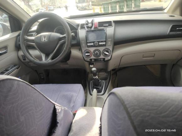 [青岛·粤U] 二手本田锋范经典2012款 1.5L 手动精英版