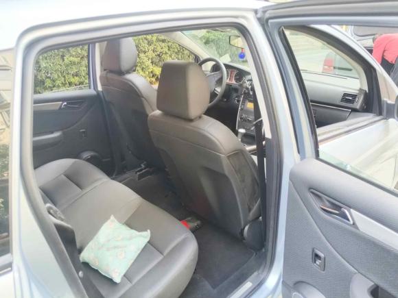 [上海·沪J] 二手奔驰奔驰B级2009款 B 200 时尚型