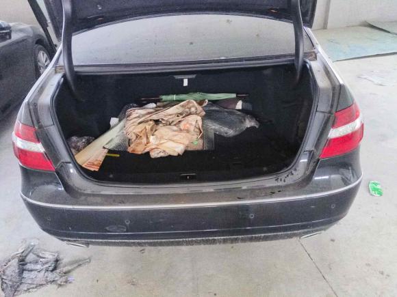 [上海·沪N] 二手奔驰奔驰E级2012款 E 300 L 优雅型