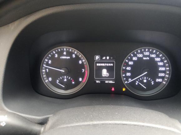 [上海·沪C] 二手现代途胜2018款 1.6T 双离合两驱15周年特别版