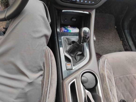 [义乌·浙G] 二手长安长安CS35PLUS2019款 1.6L 手动酷联版