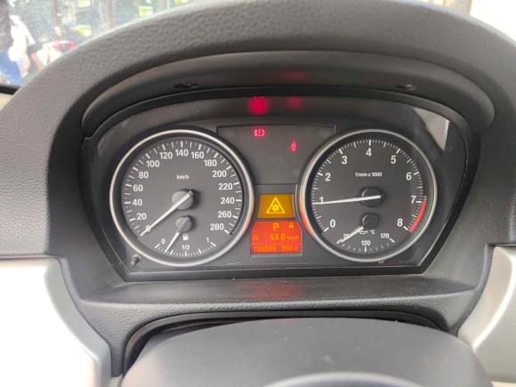 [无锡·苏B] 二手宝马宝马3系2007款 325i双门轿跑车