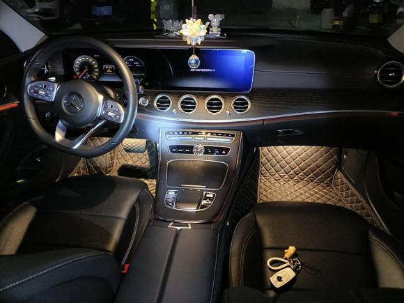 [苏州·苏E] 二手奔驰奔驰E级2020款 E 300 L 运动时尚型