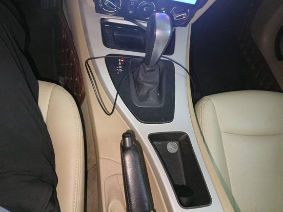 [成都·川A] 二手宝马宝马3系2009款 318i 进取型