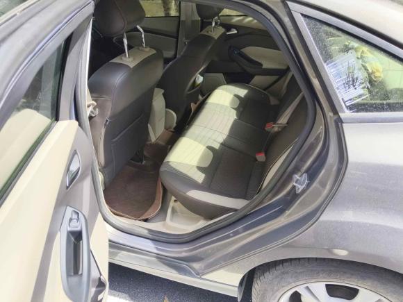 [杭州·浙A] 二手福特福克斯2012款 三厢 1.6L 手动风尚型