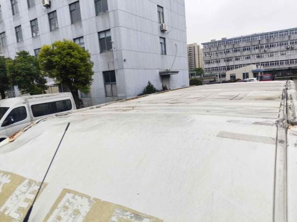 [嘉兴·浙F] 二手上汽大通MAXUS新途V802017款 2.5T AMT傲运通国IV长轴中顶6-10座