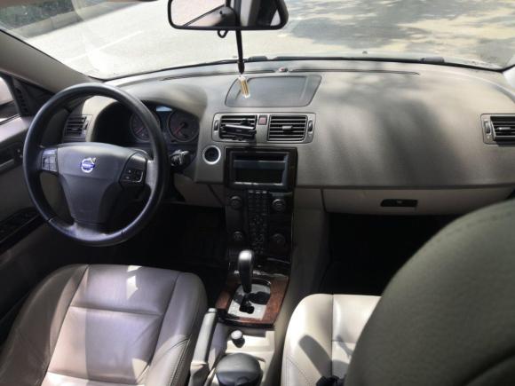 [上海·沪E] 二手沃尔沃沃尔沃S402006款 2.4i