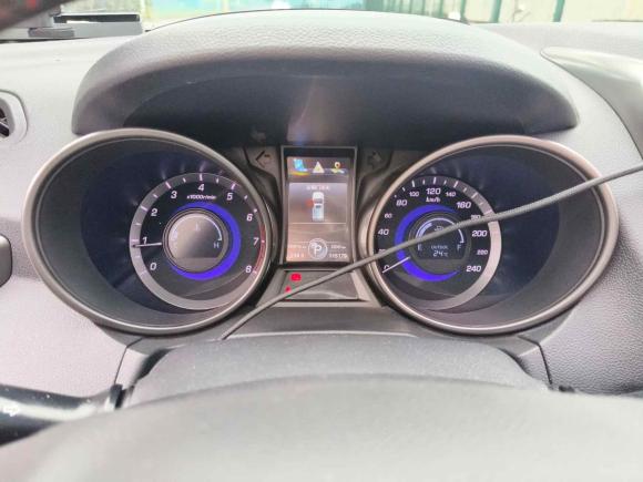 [上海·沪A] 二手长安长安CS752014款 1.8T 自动尊贵型 国IV