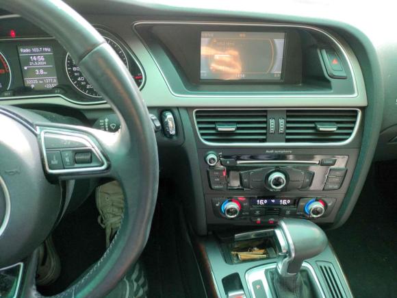 [上海·沪B] 二手奥迪奥迪A4L2015款 35 TFSI 自动舒适型