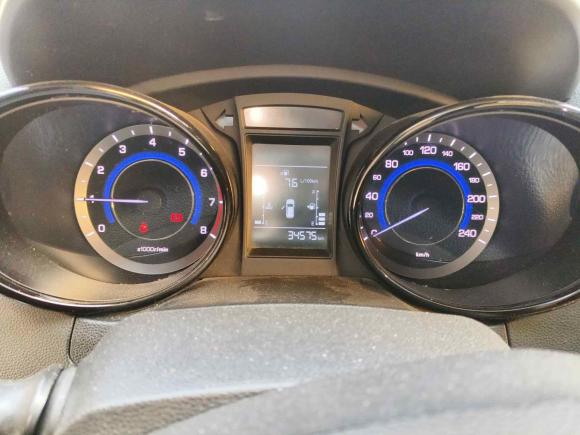 [武汉·鄂B] 二手长安长安CS152016款 1.5L 手动时尚版