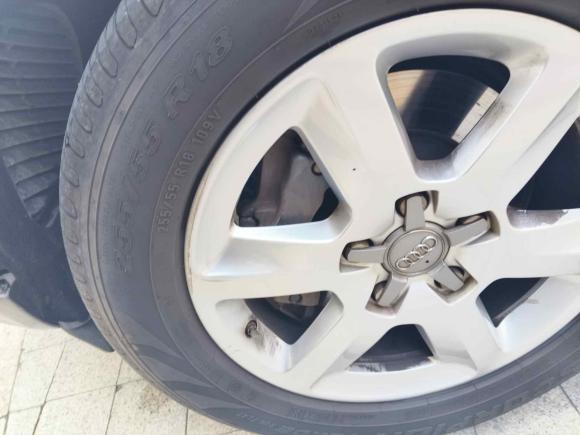 [佛山·粤R] 二手奥迪奥迪Q72012款 3.0 TFSI 进取型(200kW)