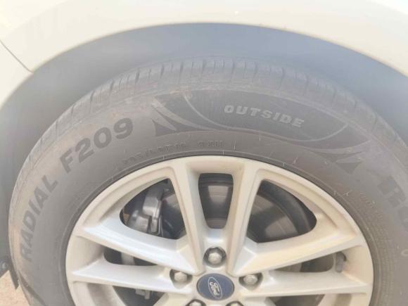 [常州·苏D] 二手福特福克斯2017款 两厢 EcoBoost 180 自动精英型