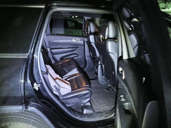 [成都·川A] 二手Jeep大切诺基2015款 3.0L 舒享导航版