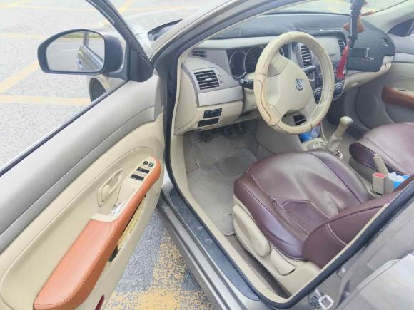 [深圳·粤B] 二手日产轩逸2016款 经典 1.6XE 手动领先版