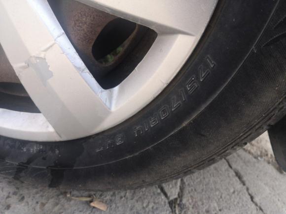 [青岛·鲁B] 二手大众桑塔纳2013款 1.4L 手动风尚版