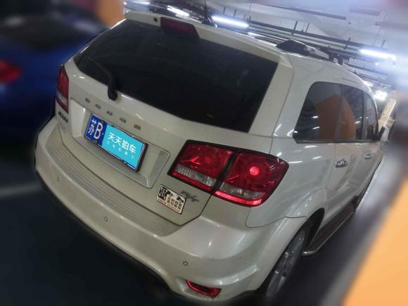 [无锡·苏B] 二手道奇酷威2013款 2.4L 两驱尊尚版