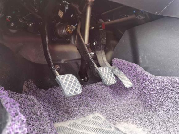 [杭州·浙A] 二手宝骏宝骏5602016款 1.5T 手动豪华型