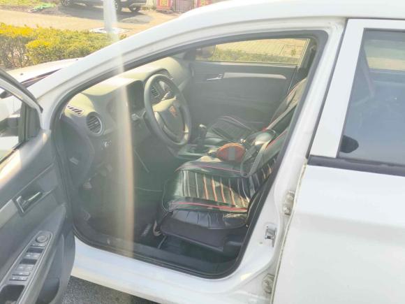 [上海·沪C] 二手荣威荣威3502015款 1.5L 手动豪华天窗版