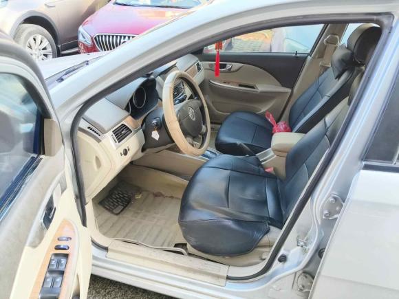 [南昌·赣A] 二手别克凯越2015款 1.5L 自动经典型