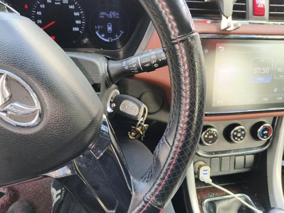 [杭州·浙A] 二手北汽幻速北汽幻速S32016款 S3L 1.5L 手动尊享型