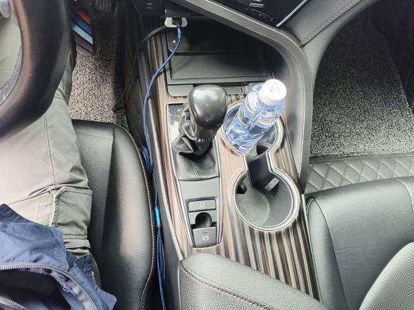 [上海·沪L] 二手丰田凯美瑞2018款 2.0G 豪华版