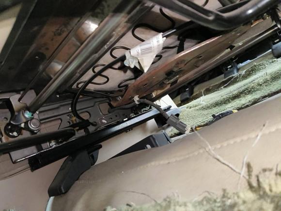 [上海·皖K] 二手起亚狮跑2013款 2.0L 手动两驱版GL