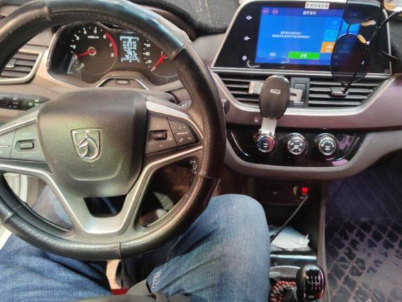 [宁波·赣D] 二手宝骏宝骏310W2017款 1.5L 手动时尚型 国V