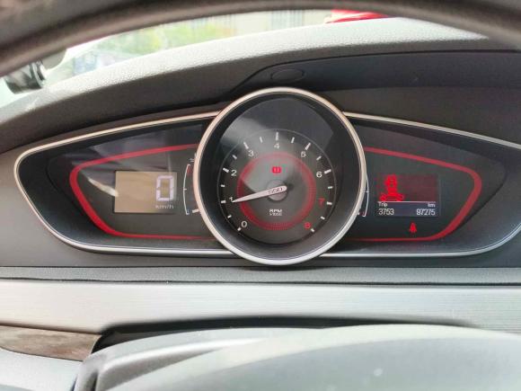 [南京·苏A] 二手荣威荣威5502014款 550S 1.8L 手动智选版