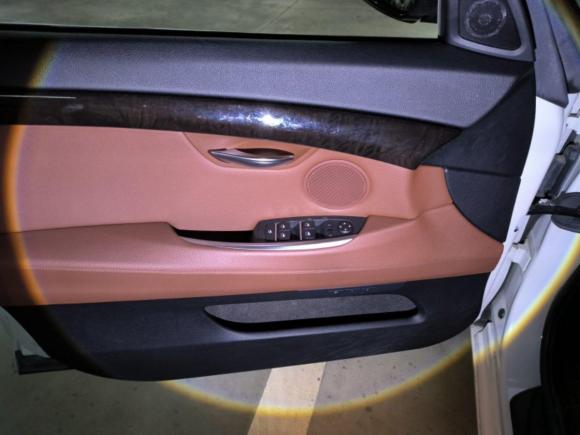 [南京·苏A] 二手宝马宝马5系GT2015款 528i 领先型