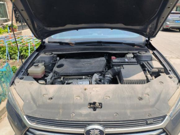 [上海·鄂J] 二手比亚迪秦Pro2020款 超越版 1.5TI 自动旗舰型