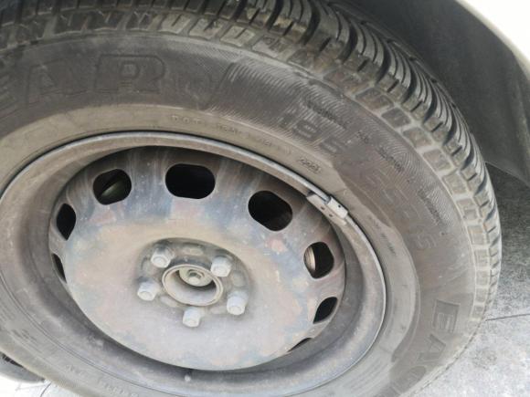 [上海·浙F] 二手福特福克斯2012款 两厢经典 1.8L 自动基本型