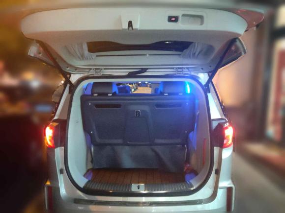 [无锡·苏B] 二手别克别克GL82018款 ES 28T 舒适型 国VI