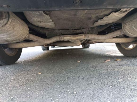 [无锡·苏B] 二手别克君威2010款 2.0L 世博版