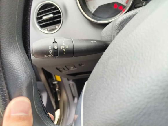 [南京·苏A] 二手标致标致4082013款 2.0L 手动舒适版